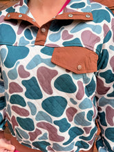 Load image into Gallery viewer, Camo Button 3/4 Pullover
