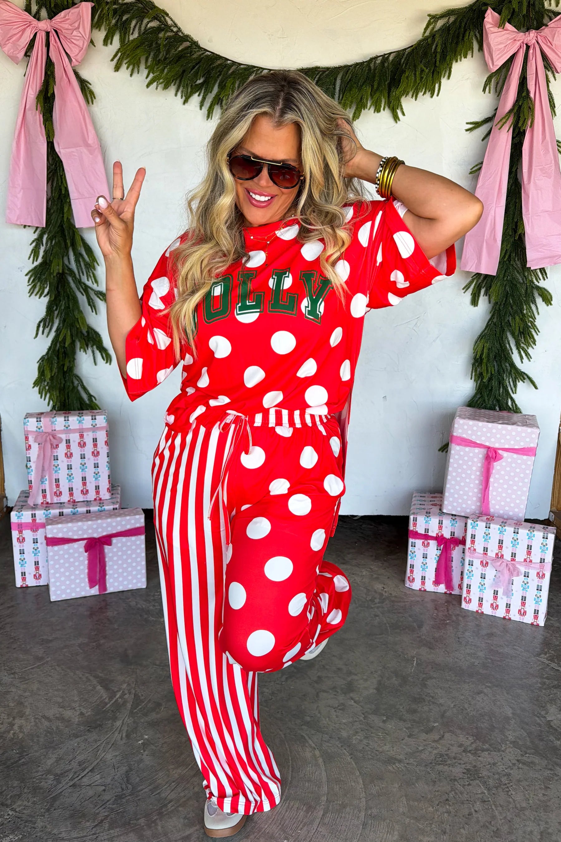 MERRY CONFETTI LOUNGE SETS