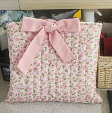 Load image into Gallery viewer, Quilted Book/Bible Sleeves
